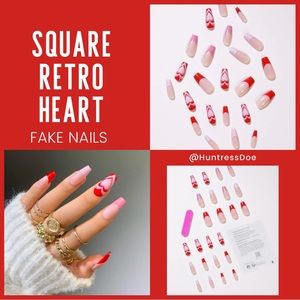 Square Retro Heart Fake Nails